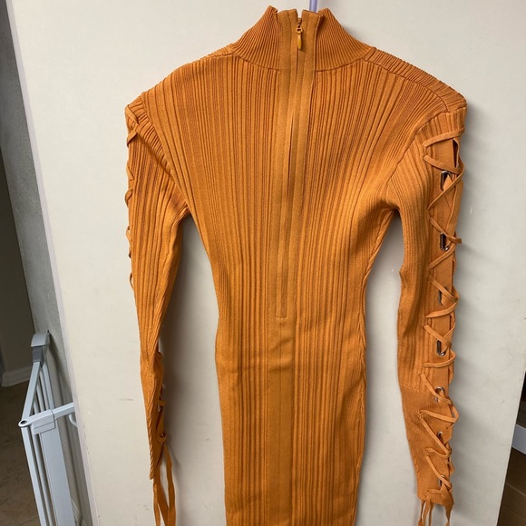 New💕HERVE LEGER LACE UP LONG SLEEVE DRESS💕 - Picture 8 of 10